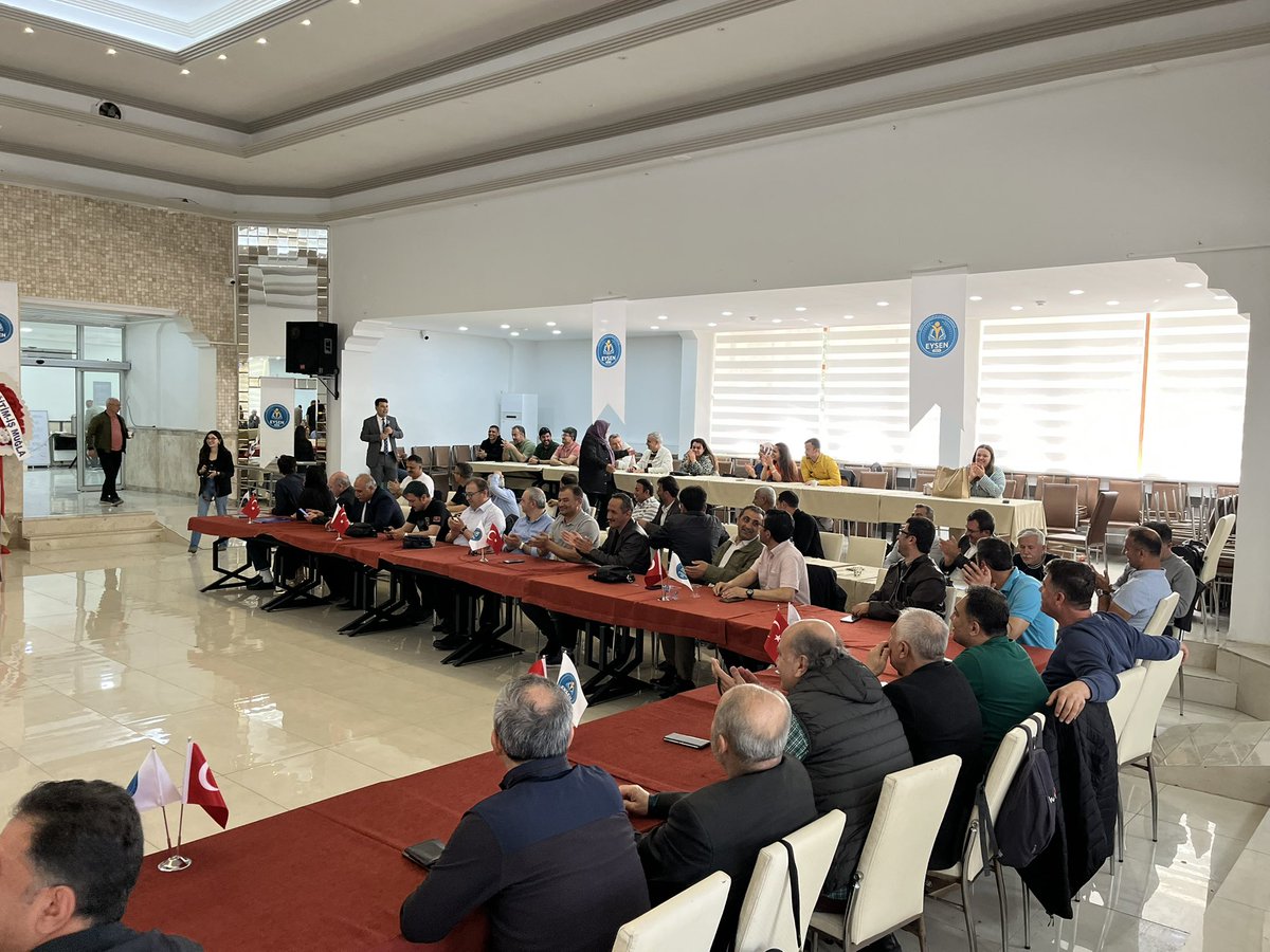 eysensendikasi's tweet photo. Eğitim Yöneticileri ve Çalışanları Sendikası olarak 1. Olağan Genel Kurulumuz Muğla’da başladı. Tarafsız bağımsız ve ilkeli sendikacılık yapmak için yola çıktık. Kongremiz tüm eğitim camiasına hayırlı olsun. 
#Eysen https://t.co/JaerBU5oe7