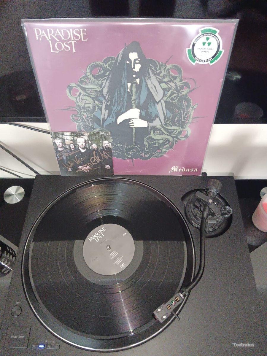 _Livestrong_'s tweet photo. #nowspinning #vinylcommunity #vinylcollection #paradiselost #signedshit https://t.co/Q5gZtKHdPP
