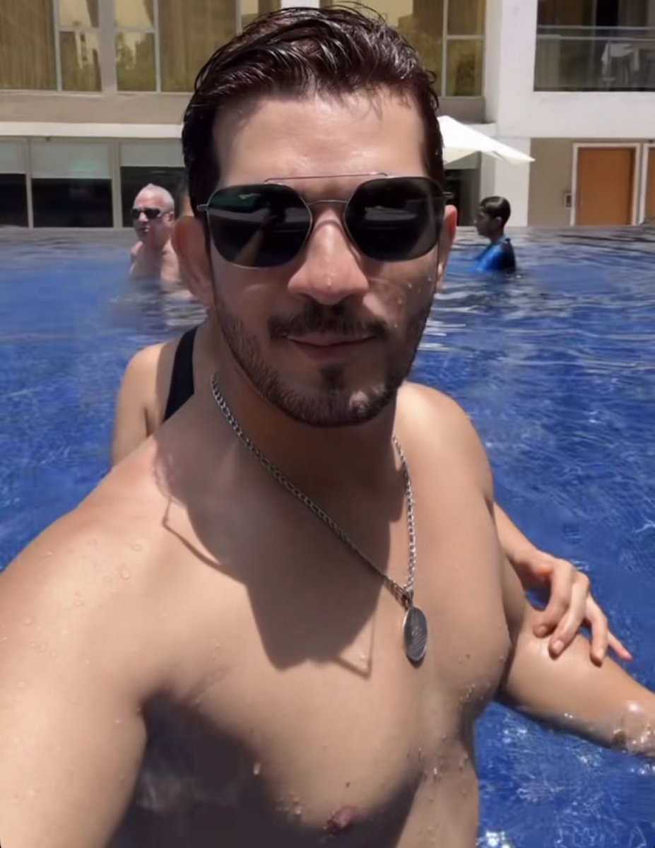 Arjun Babe in pool Ufff 🏊 😘🔥🔥
.
Those sexy armpits, muscles and juicy nipples👅 💪 😋🔥💦

#arjunbijlani  #hotarjunbijlani #arjunbijlanibluge   #cleanpubes #shavenpubes #armpits #sexy #shirtless  #bluge #armpits #nipples #abs 
#actorsbluge #hotactor #indianhotactor
