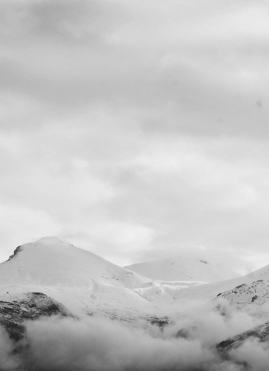 Gallinero, cara sur. 20 abril 2025.