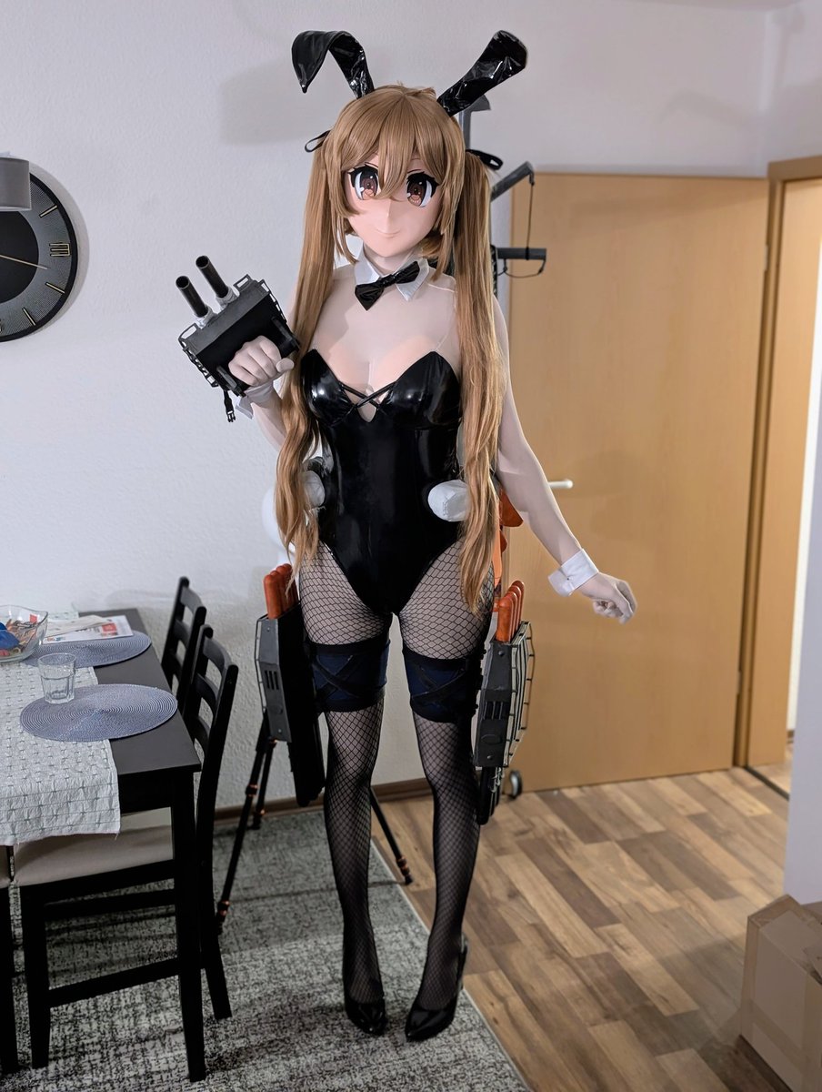 Admiral~ it's Easter so I thought I'll choose this Outfit. What do you think about it, ufufu~ ｛・ω-*}

📸 <a href="/Luamerid/">Lua</a>