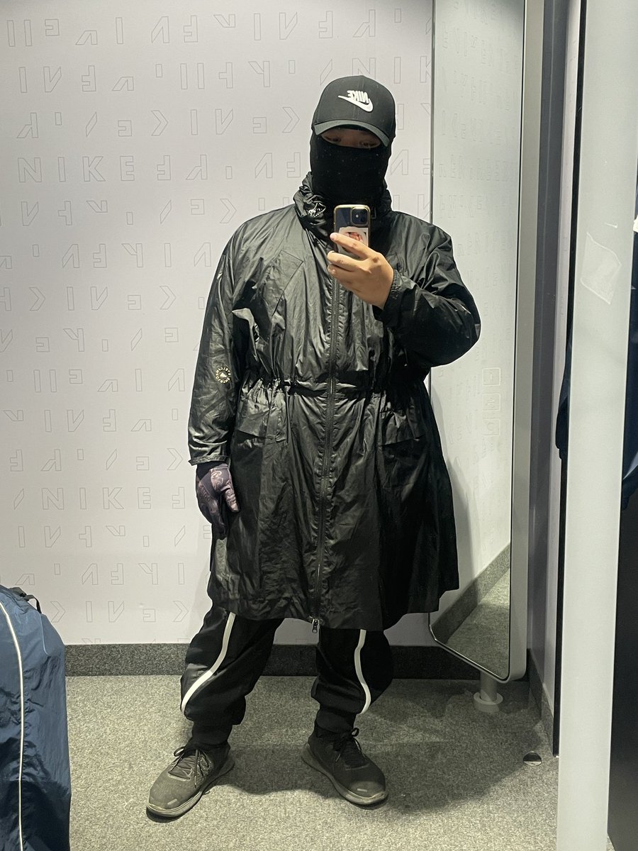downsuitman's tweet photo. Wore my favorite nylon outfit https://t.co/lWW8OCiF9y