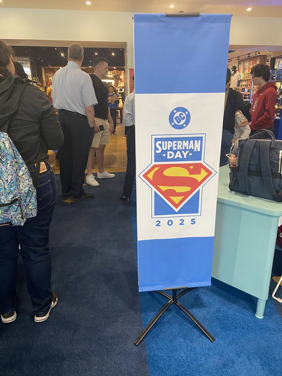 #Superman Day was such a blast <a href="/warnerbrostours/">Warner Bros. Tour</a> <a href="/JamesGunn/">James Gunn</a> <a href="/JimLee/">Jim Lee</a>