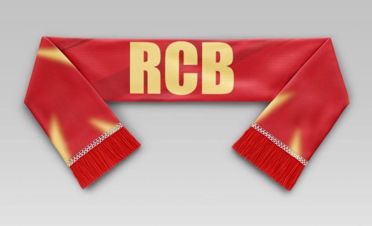 CricCrazyJohns's tweet image. Just received this epic G.O.A.T in Action scarf from @TheTifoIn!

Perfect timing for the season. This scarf celebrates the King @imVkohli himself.

The craftsmanship and design on these is 🔥 

Every RCB fan needs one of these in their collection.

Check them out and grab yours –…