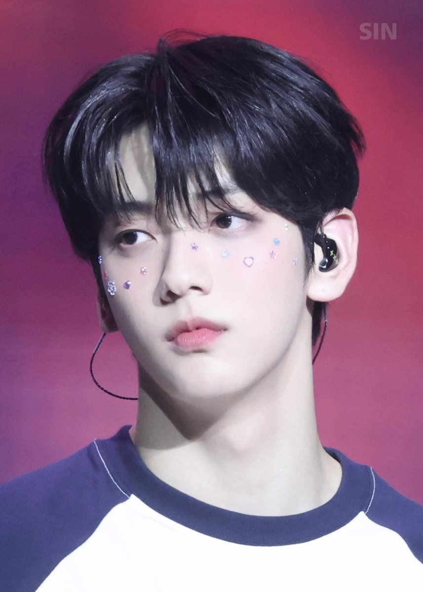 ra1sin81's tweet photo. 250308

#SOOBIN #수빈 #スビン
#txt  #TOMORROW_X_TOGETHER 
#투모로우바이투게더 https://t.co/hjFAHc2iEY