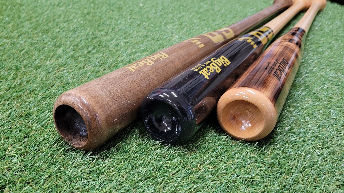 元横浜ベイスターズ　鈴木尚典選手　直筆サイン入り実使用バット Amazon.co.jp: 横浜ベイスターズ 鈴木尚典 直筆サインバット 実