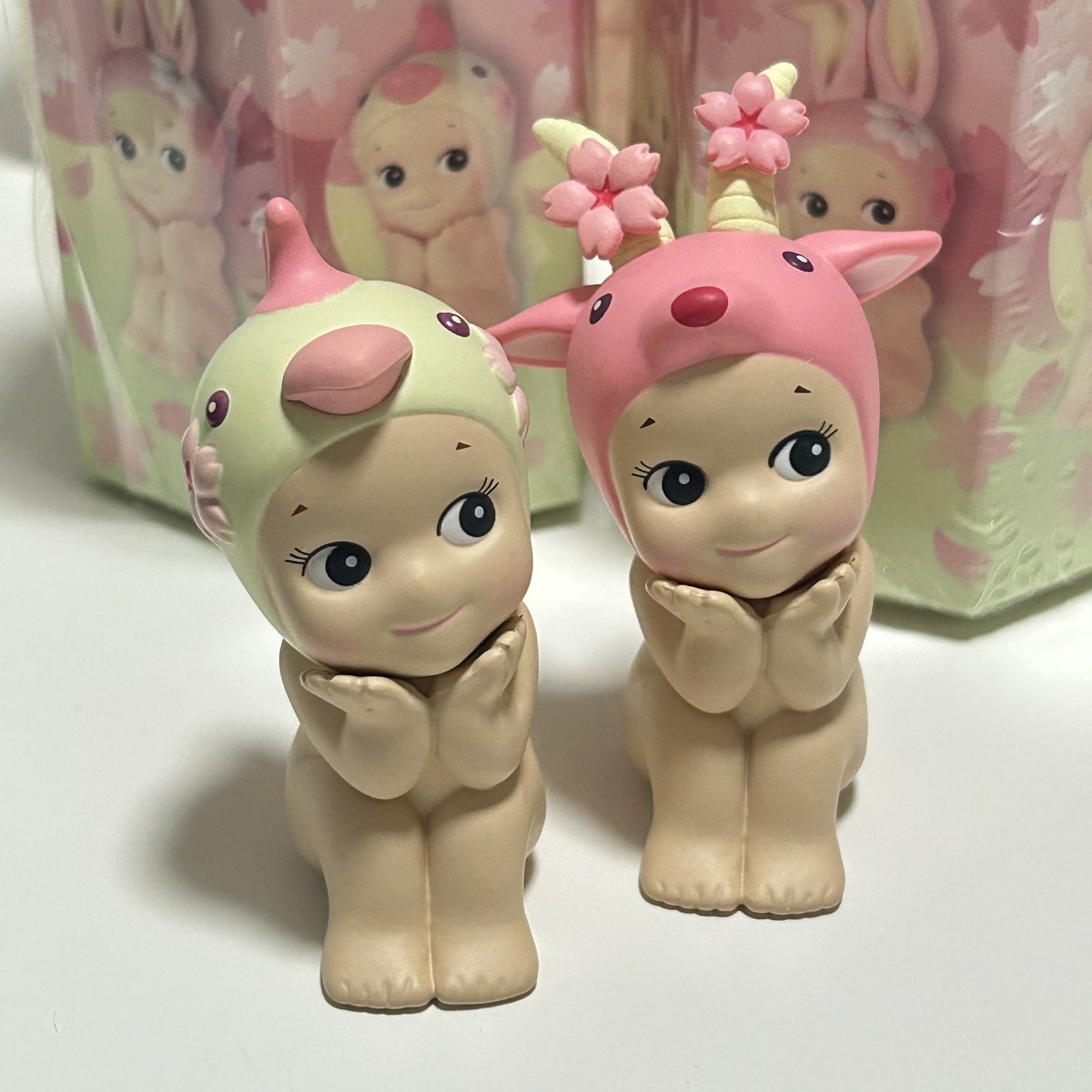 WTS WTT LFT LFB Sonny Angel PH

Cherry Blossom Series: Hanami Edition
Fresh pulls / dupes

HAVE: Parrot &amp; Goat
WANT: Sheep &amp; Rabbit only!

Selling for ₱700 ea (nego if taking both)

📍 Western Bicutan, Taguig • SDD / J&amp;T
Mint condi but makapal eyeliner ni goat x sensi ty