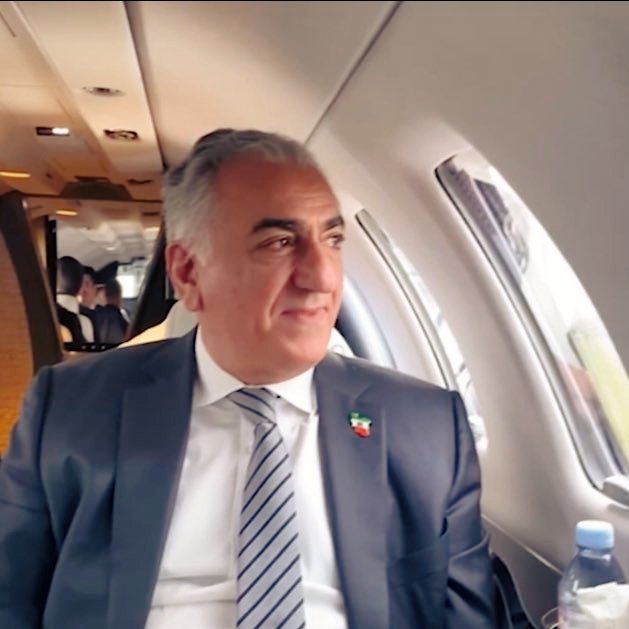 iranianpapppi3's tweet photo. برخلاف تمام کسانیکه بخاطر شروع مذاکرات دلسرد هستند و فکر میکنن به مردم ایران و پادشاه قانونی ایران خیانت شده و همه چی تمومه، من منتظر بوقوع پیوستن این صحنه و #بازگشت_پادشاهی_پهلوی به کشور در اسرع وقت هستم
منتظر باشید ....
#NoDealWithKhamenei https://t.co/OyeKX1QAZW