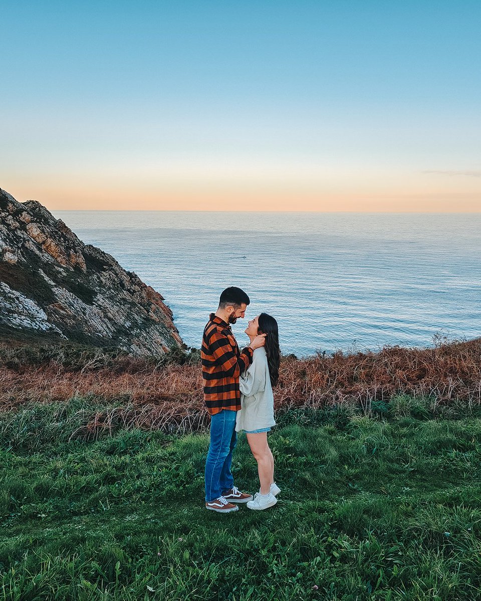 ZEISS Camera Lenses (@zeisslenses) on Twitter photo 🌊 The ocean doesn’t rush, and neither does love. 💛
Gabriel Santos captures these quiet moments of tenderness on the <a href="/Vivo_GLOBAL/">vivo Global</a> #V50 using its #ZEISS Multi-Focal Portrait Feature.
📸 Submit your portrait to the #vivo #VISION+ PhotoAwards now: visionplus.vivo.com/photoawards 🌊 The ocean doesn’t rush, and neither does love. 💛
Gabriel Santos captures these quiet moments of tenderness on the <a href="/Vivo_GLOBAL/">vivo Global</a> #V50 using its #ZEISS Multi-Focal Portrait Feature.
📸 Submit your portrait to the #vivo #VISION+ PhotoAwards now: visionplus.vivo.com/photoawards