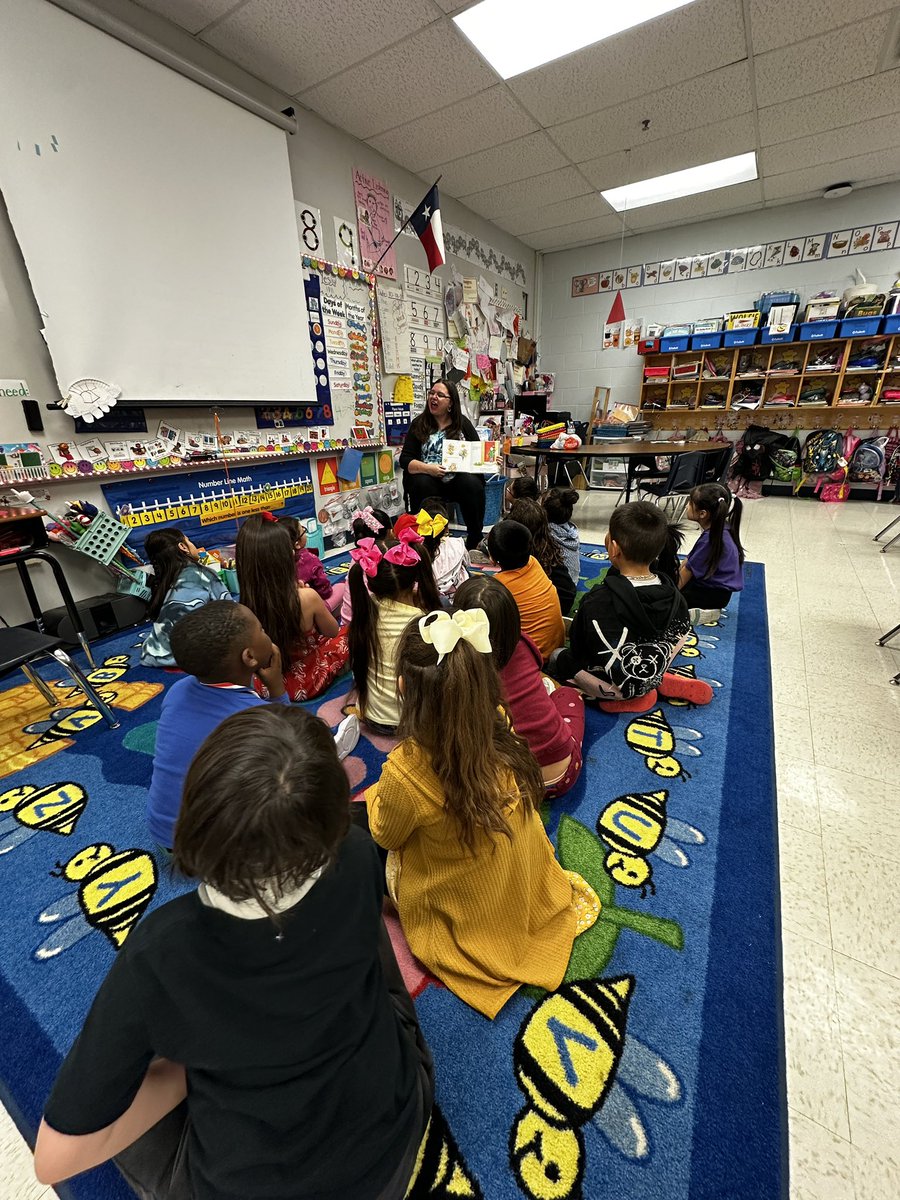 Kealani Brooks (@kealani_brooks) on Twitter photo We love guest readers! Thank you <a href="/Taylor_HSMath/">Lorissa Taylor</a> ❤️📕 Laura Numeroff was a hit. 🍪🐭🐱🧁 <a href="/NISDMichael/">Michael Elementary</a> We love guest readers! Thank you <a href="/Taylor_HSMath/">Lorissa Taylor</a> ❤️📕 Laura Numeroff was a hit. 🍪🐭🐱🧁 <a href="/NISDMichael/">Michael Elementary</a>
