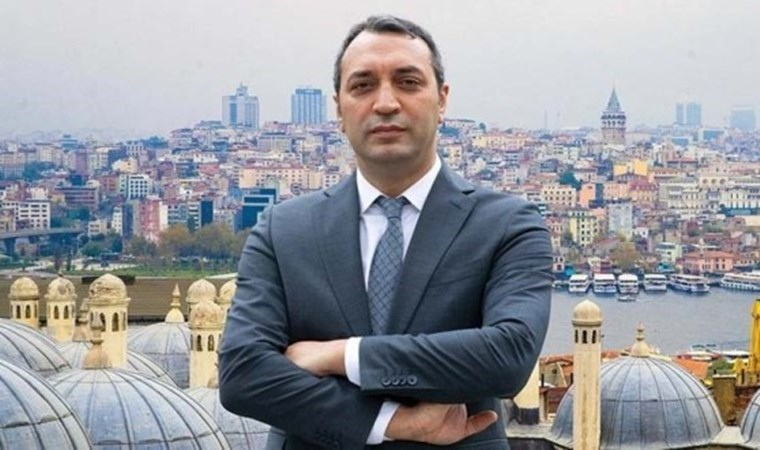 cumhuriyetgzt1's tweet photo. Mahir Polat’ın çilesi bitmiyor! 

Sağlık sorunlarına karşın tutuklu bulunan Mahir Polat, holter cihazı takılı halde cezaevine sevk edildi.
https://t.co/KOQGdPfefN https://t.co/PfvSzrltmh