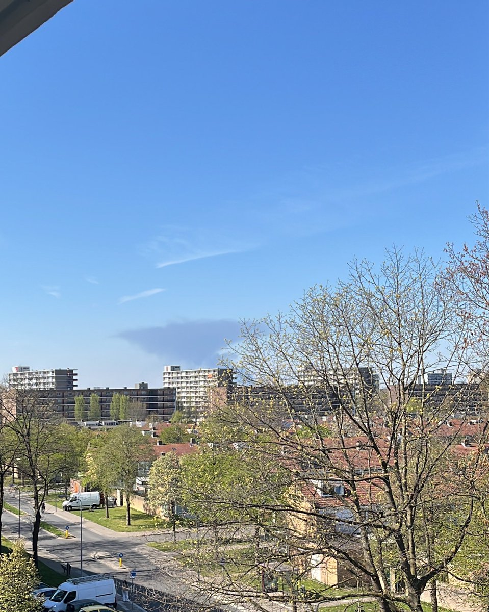 annuhmary's tweet photo. @Vissertje1966 @omroepbrabant @NOS @RTLnieuws @HartvNL @ADnl @RTV_Rijnmond @BNDeStem Vanaf Breda ook goed te zien. https://t.co/dRLyFtRdz7