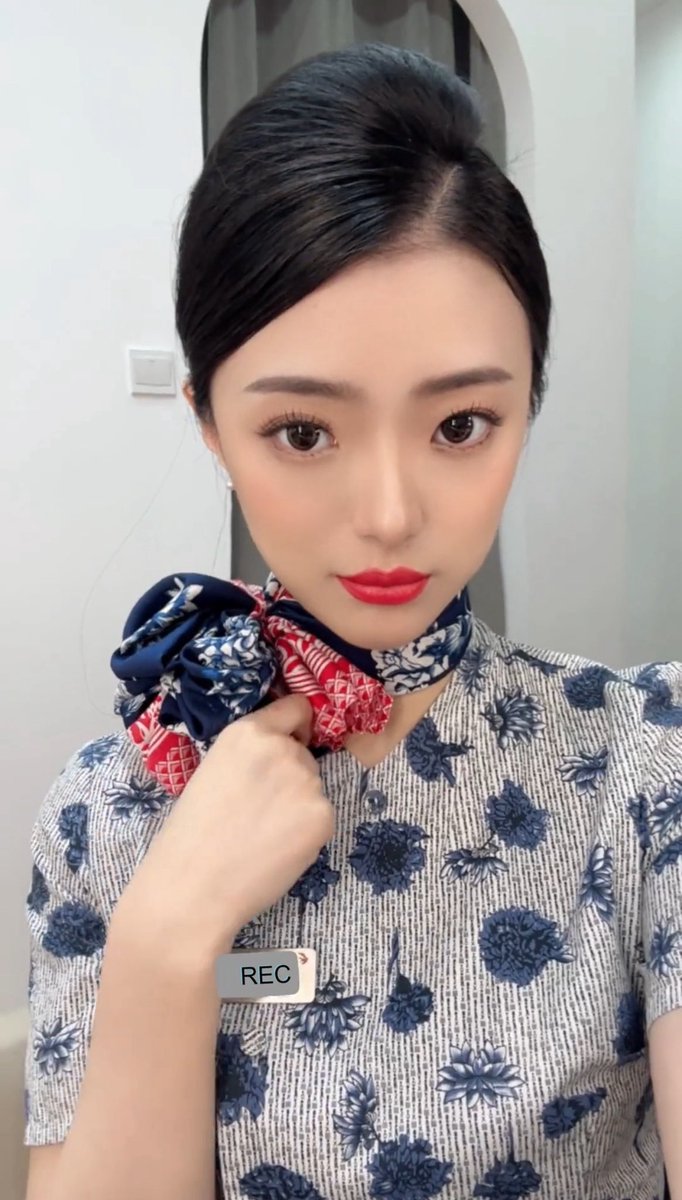 Linlin8869's tweet photo. 心是我的，但里面装的都是你😘 https://t.co/KJ2FfgGRCK