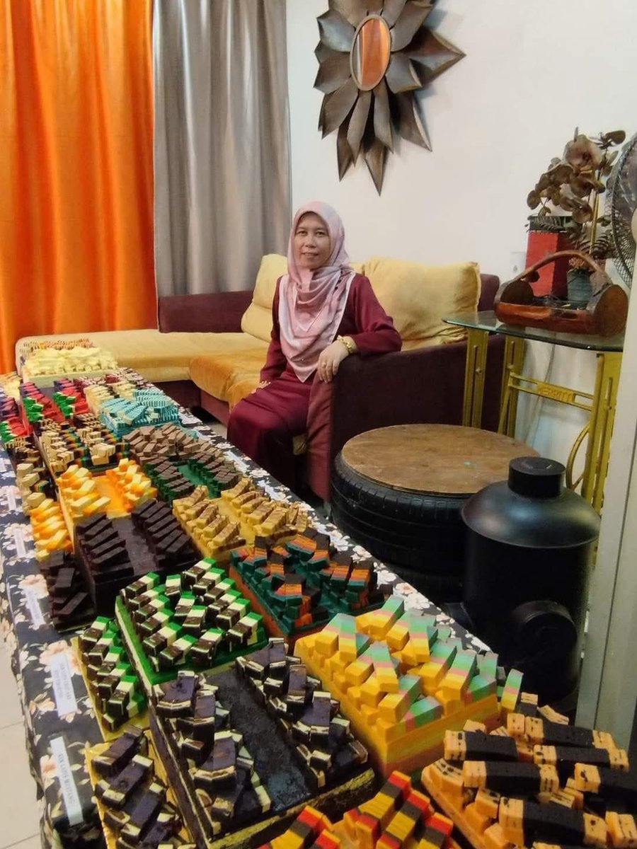MalaysianFoods's tweet photo. Open House paling heaven!!!😍

Datang beraya sini, duduk lama lama pun ok. hehe https://t.co/oCiFGEo4yS