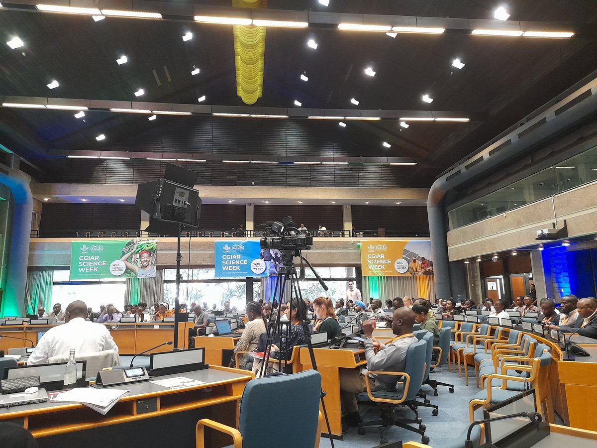 CgmrKenya's tweet photo. We are excited to join Day #CGIARScienceWeek!
Eangaging in vital conversations on climate, food systems & solutions.
Let’s co-create a just, resilient future! #YouthInClimate #CGMR https://t.co/ujpYYgNZXX