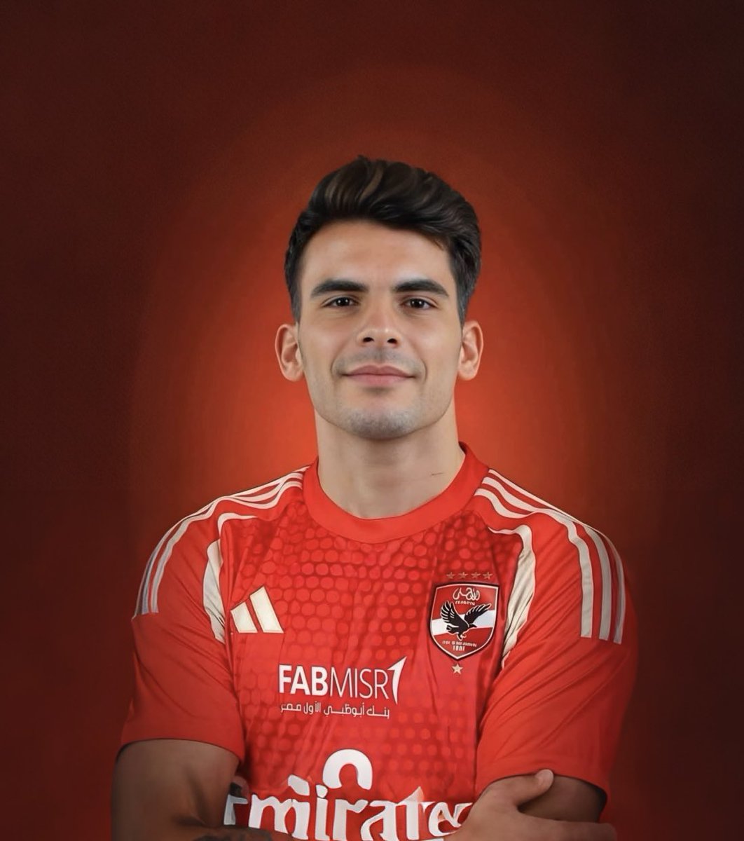 7amoki's tweet image. فاكرين لما كولر قال " ننتظر الملك فى قطعة الشطرنج " اهو جه ياولاد ✌🏻🦅25 
#الاهلى 
#زيزو