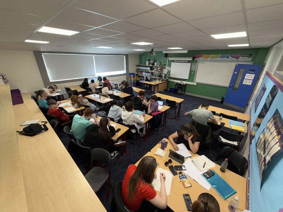 Smithycroft Mathematics (@smithymaths) on Twitter photo A great turn out for our first day of Maths Easter school!
We will be back tomorrow (Wednesday 9th April 09:30 - 12:00).
There are also session next week:
Wednesday 16th April 09:30 - 12:00
Thursday 17th April 09:30 - 12:00
<a href="/smithycroft282/">Smithycroft Secondary</a> A great turn out for our first day of Maths Easter school!
We will be back tomorrow (Wednesday 9th April 09:30 - 12:00).
There are also session next week:
Wednesday 16th April 09:30 - 12:00
Thursday 17th April 09:30 - 12:00
<a href="/smithycroft282/">Smithycroft Secondary</a>