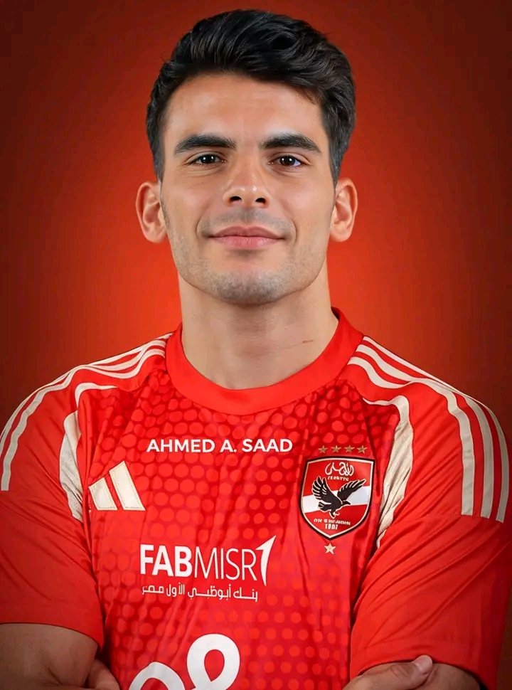 احمد سيد زيزو اهلاوي 🦅🦅🦅
وهيلعب في كاس العالم للانديه وهيسجل كمان