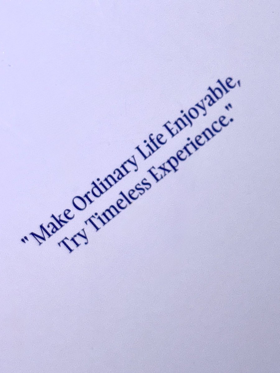 #발색해쏘요 #제품제공 (단순선물)
#모렛 셔터 핏 틴트 ❣️

모렛에서 새롭게 출시된 셔터 핏 틴트 4종을 보내주셔서 리뷰해보아요 〰️
입술 상태에 상관 없이 슥 바르고 오래 유지되는 제형과 겨쿨 여뮽 챙겨주는 컬러들이 나와서 마음에 쏙 들었던 제품이예요 ☺️

그리고 패키지가 너무너무 예뻐요