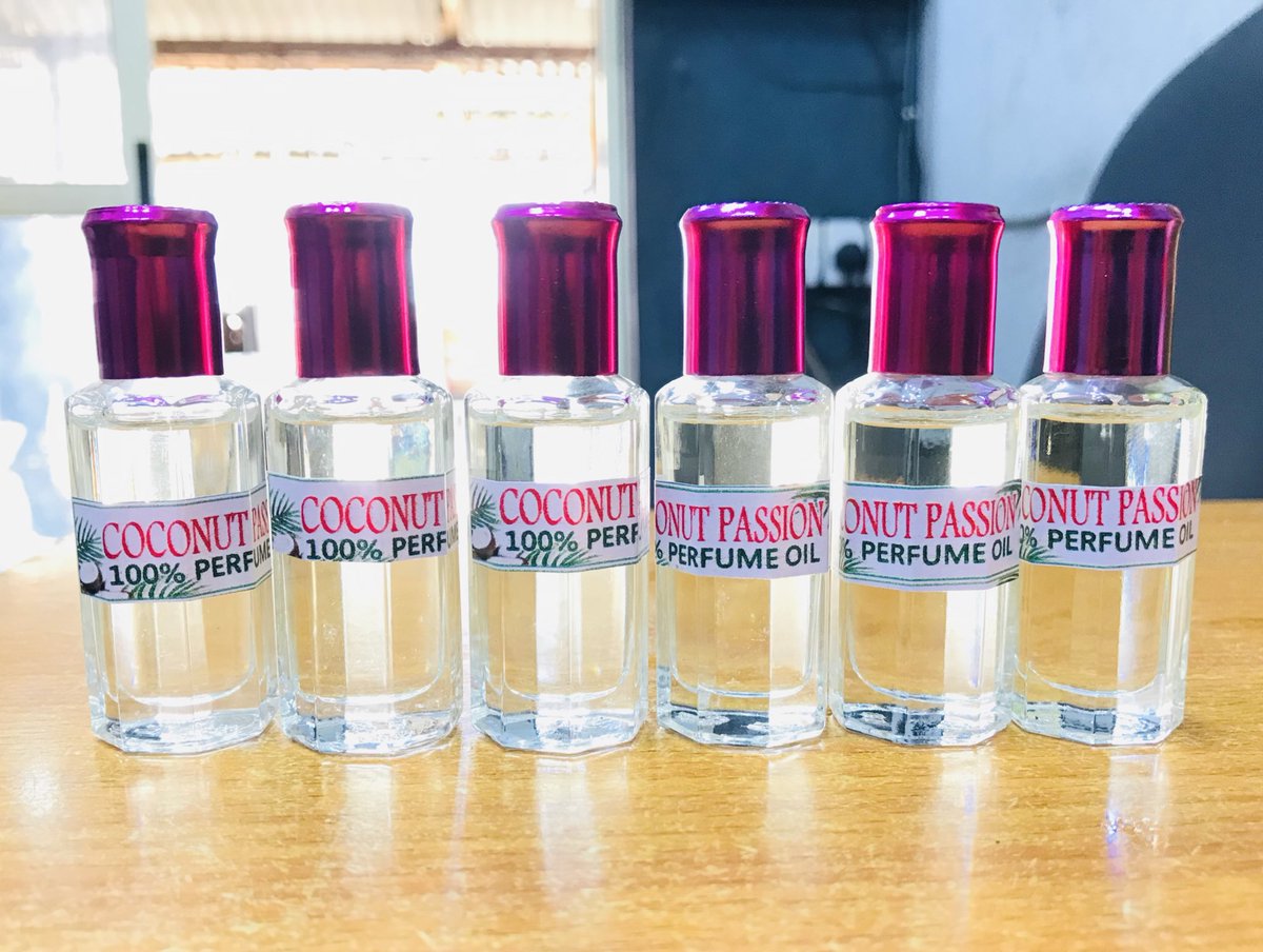 Hugo_Chiez's tweet photo. I’ve got more bottles of 212 VIP Men for the gents and Coconut Passion for the ladies. 

N3500 and N3000 respectively. 

In Lagos. 

Nationwide delivery options available. https://t.co/ttAPk8svQp