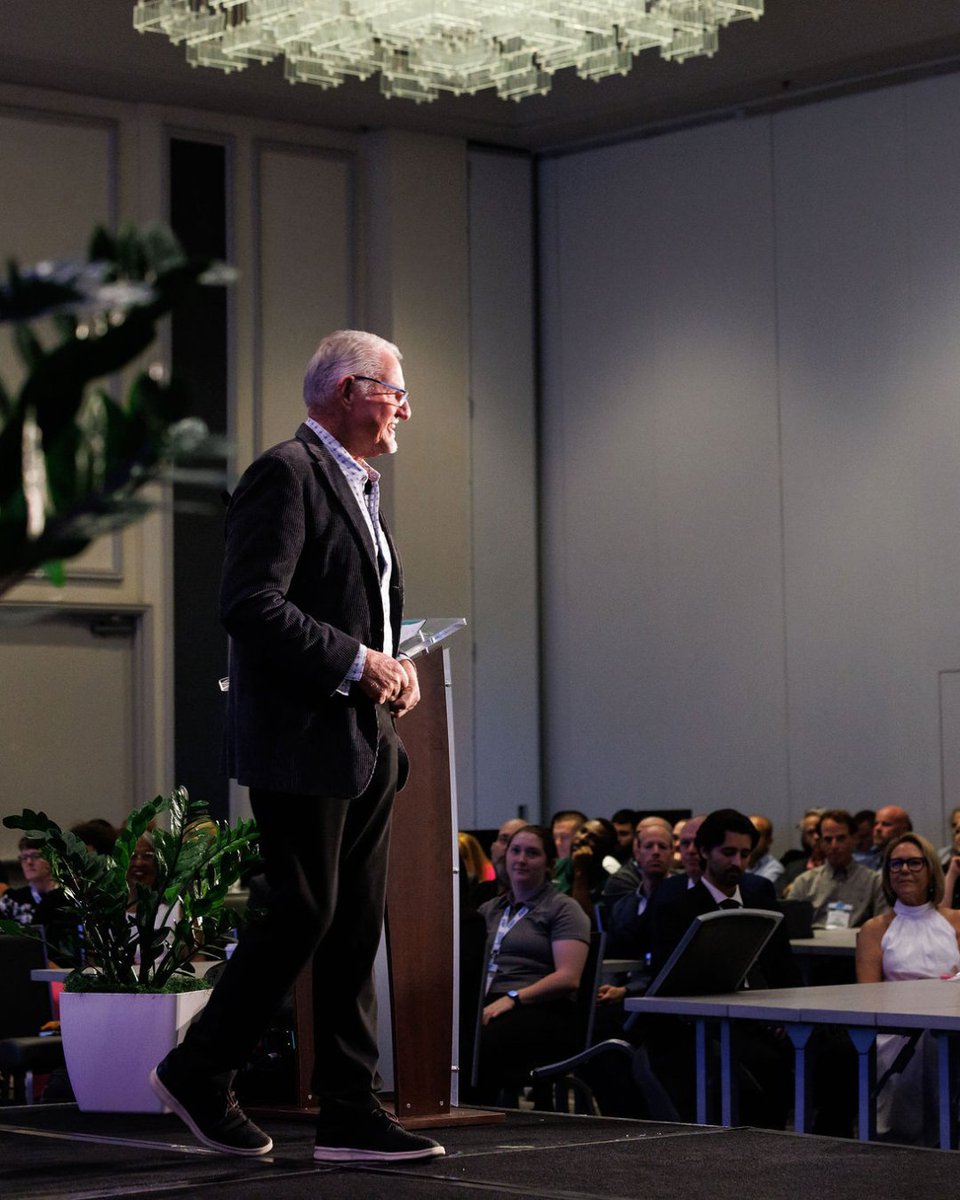 MWAA's tweet photo. Who is ready to find out who is our 2025 Keynote Speaker?! 

We are excited to bring an amazing speaker to this year’s conference. Our 2025 speaker will be one you won’t want to miss 😎

Comment below who you think it will be! https://t.co/wLgyKQlD9v
