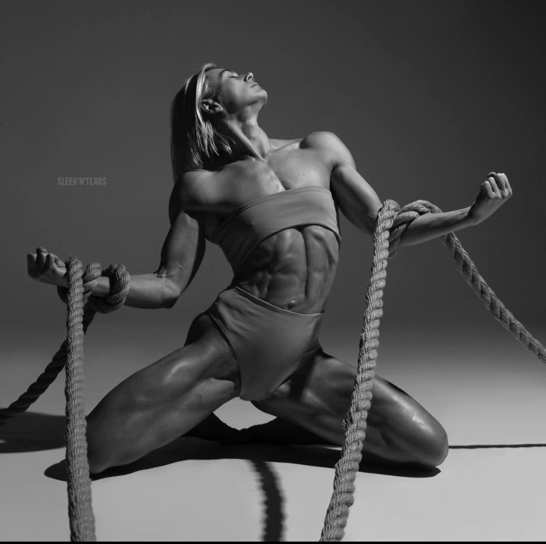 #GigaChad #GigaChadette #SLEEKNTEARS