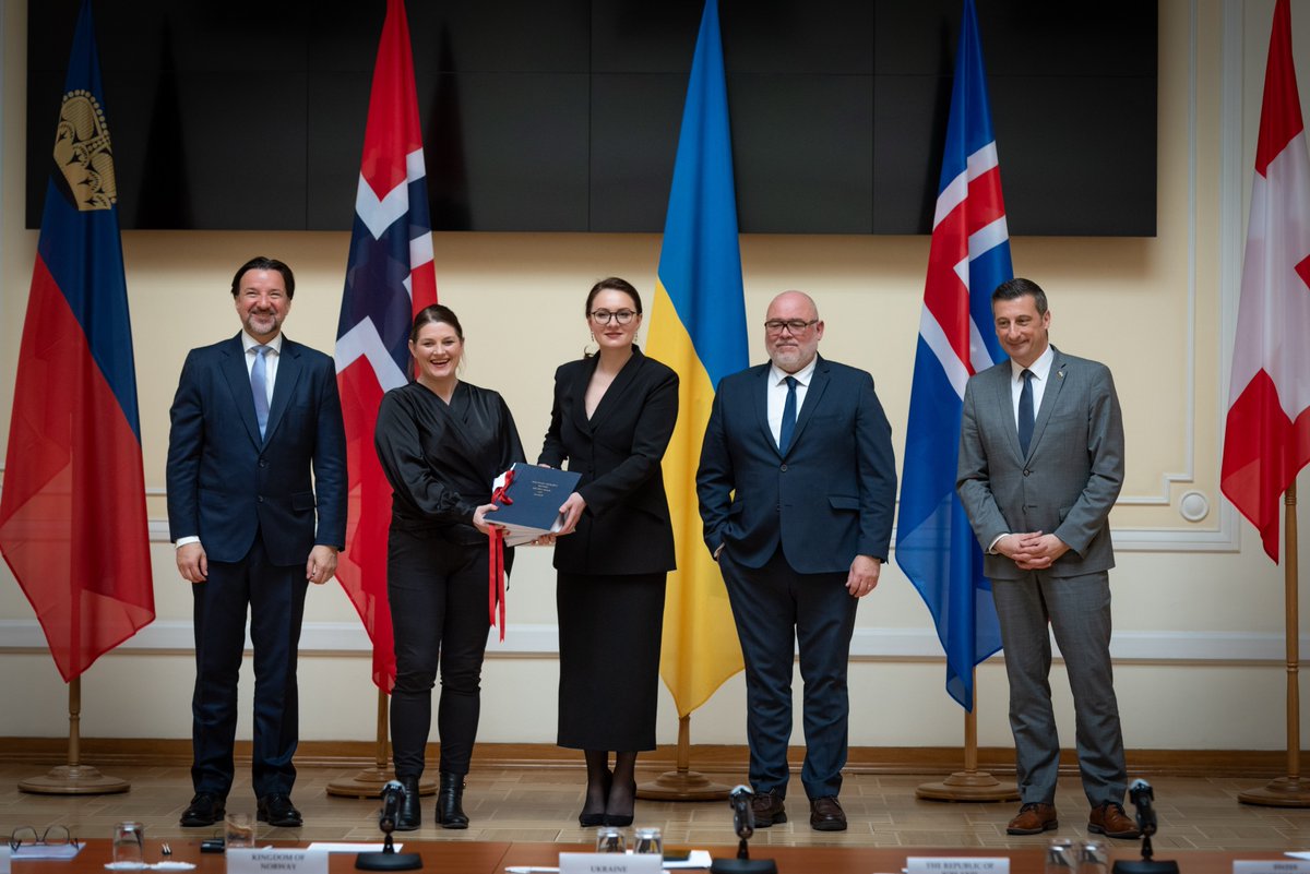 #EFTA and #Ukraine have signed a modernised FTA to boost trade and support recovery.

The FTA includes: 
✅ Digital trade
✅ SMEs
✅ Trade and sustainable development

It also updates provisions on goods, procurement, and IP, deepening EFTA–Ukraine ties.