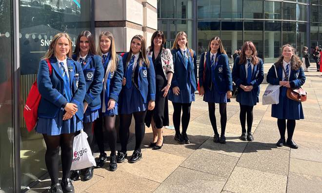 Ashfield Girls' High School (@ashfield_girls) on Twitter photo Delighted to attend the SistersIN celebration event with our Sixth Form Leadership Team yesteday. What a wonderful journey it has been for our pupils this year. <a href="/SistersIN_HQ/">SistersIN</a> <a href="/BelfastICC/">ICC Belfast | International Convention Centre</a> <a href="/fujitsu_uk/">Fujitsu UK</a> <a href="/daera_ni/">DAERA</a> <a href="/displaynote/">DisplayNote Technologies</a> <a href="/QUBelfast/">Queen's University Belfast đ</a> Delighted to attend the SistersIN celebration event with our Sixth Form Leadership Team yesteday. What a wonderful journey it has been for our pupils this year. <a href="/SistersIN_HQ/">SistersIN</a> <a href="/BelfastICC/">ICC Belfast | International Convention Centre</a> <a href="/fujitsu_uk/">Fujitsu UK</a> <a href="/daera_ni/">DAERA</a> <a href="/displaynote/">DisplayNote Technologies</a> <a href="/QUBelfast/">Queen's University Belfast đ</a>