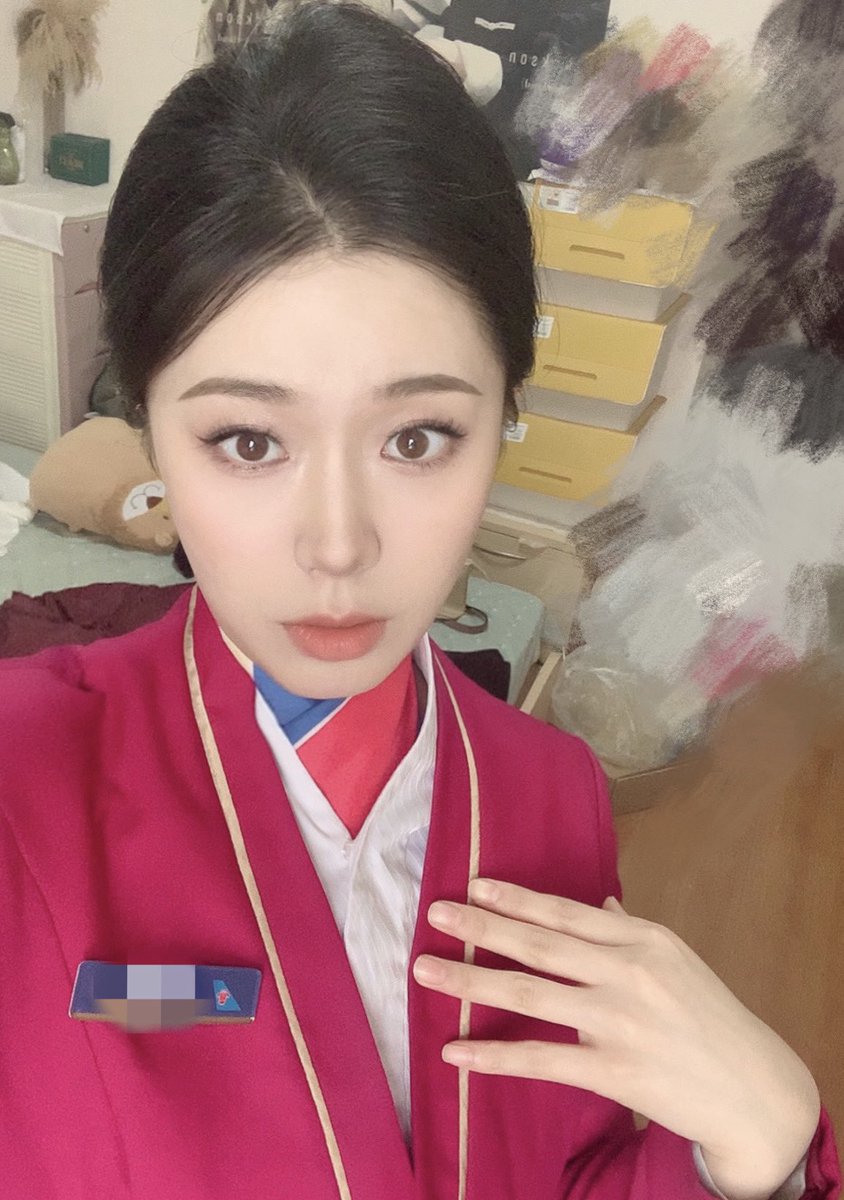 Lisha862's tweet photo. 我一般下午出现，不然你早晚会爱上我。 https://t.co/EvzQaMIdlR