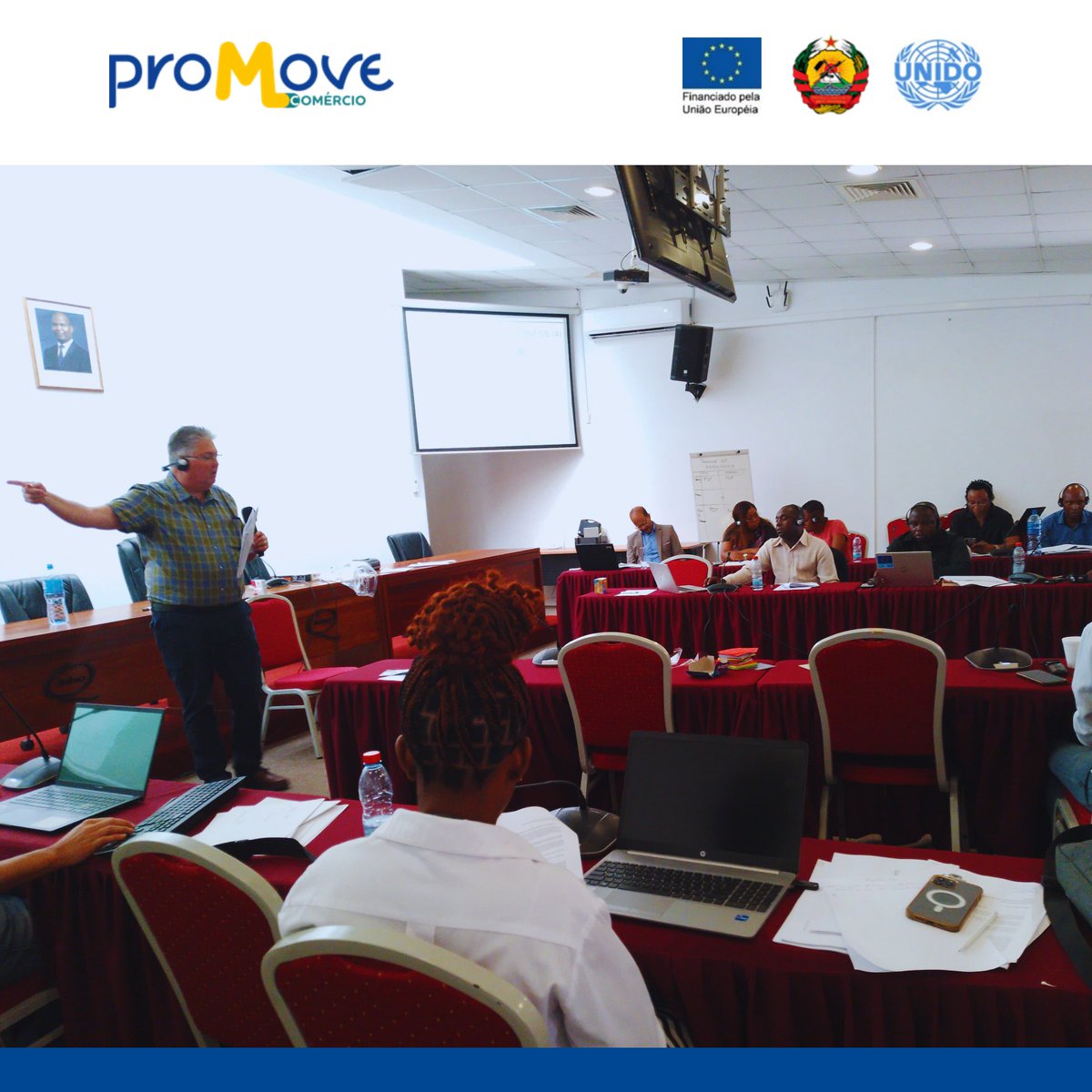PromoveComercio_Moz tweet media
