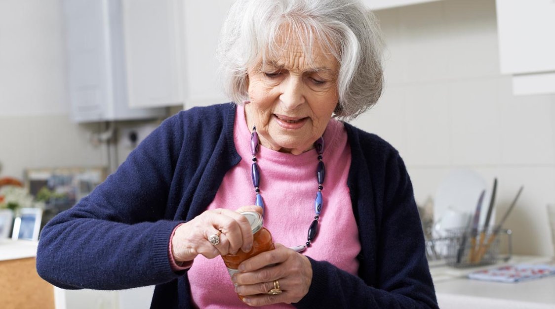 Many senior consumers have physical constraints that affect their interactions with #packaging. Consumer package testing can shine a light on what works for this cohort, and what does not.

<a href="/packagingdigest/">Packaging Digest</a> shares more: hubs.la/Q03gdszH0
#PackagingDesign #MRX #CPG #Insights