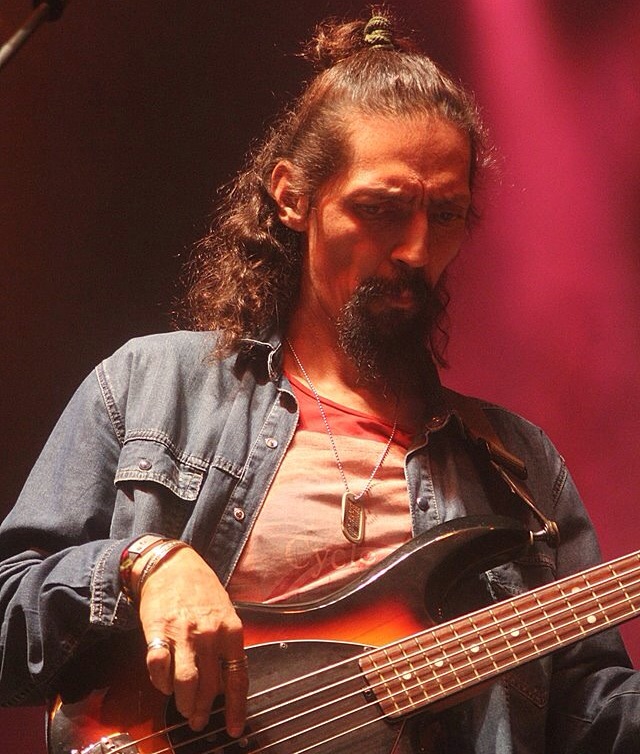 BicitlanRadio's tweet photo. Amaste profundamente la vida, la música, la bicicleta, la radio, los animales. Siempre dispuesto a escuchar y ayudar a las personas sin juzgarlas, creíste en el trabajo comunitario, en la igualdad de género. Fuiste un buen ser humano. Un año sin ti💔
@Reggaevolucion @Reactor105 https://t.co/wYh1G4nrti
