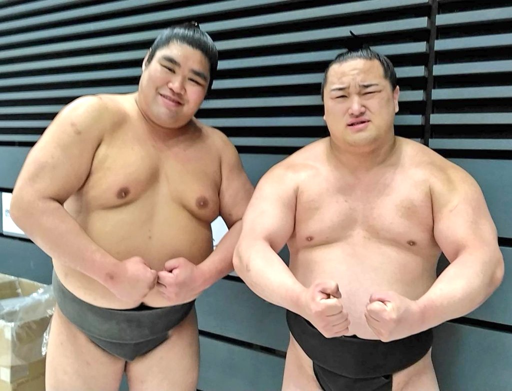 Yellowtail0301's tweet photo. ムキムキ✨

#大皇翔
#川村
#富山場所 https://t.co/ehoMbBFh1l
