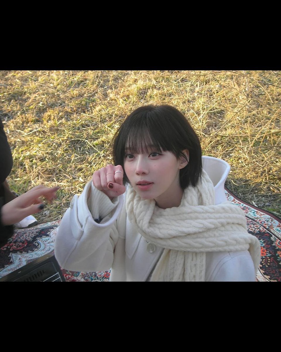 ☀︎  . . .  The sun peeked through bare branches and the wind tugged at my hair, but i just smiled and let it all happen. Because some days, being soft means letting the world mess you up a little and still finding a way to be adorable through it all. 🪷