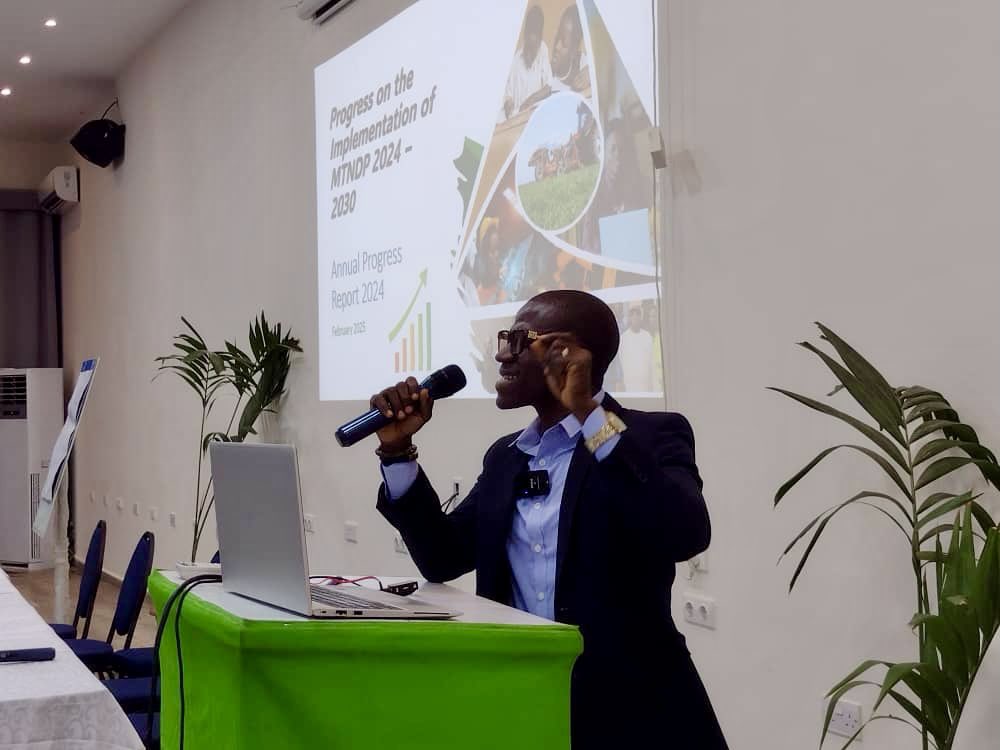 Ministry of Planning and Economic Development (@moped2025) on Twitter photo <a href="/moped2025/">Ministry of Planning and Economic Development</a>, in collabo with <a href="/The_IGC/">International Growth Centre</a> 🇸🇱 , hosted a one-day stakeholder meeting on “Unlocking the Potential of Sierra Leone’s Labour Market” —assessing govt readiness and progress toward creating 500,000 jobs. Where are we now,& what lessons could be learned from other countries? <a href="/moped2025/">Ministry of Planning and Economic Development</a>, in collabo with <a href="/The_IGC/">International Growth Centre</a> 🇸🇱 , hosted a one-day stakeholder meeting on “Unlocking the Potential of Sierra Leone’s Labour Market” —assessing govt readiness and progress toward creating 500,000 jobs. Where are we now,& what lessons could be learned from other countries?