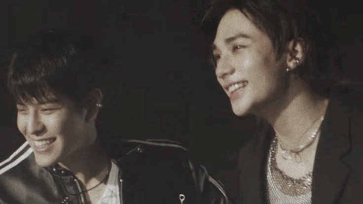 oddiuary's tweet photo. Haunted. A #seungjin drabble.

"It's been 5 years. Why do our memories still haunt me day by day, night by night? Hyvnjin, are you still yearning for me? Or is this my imagination taunting me?" https://t.co/cSN4Y0LO92