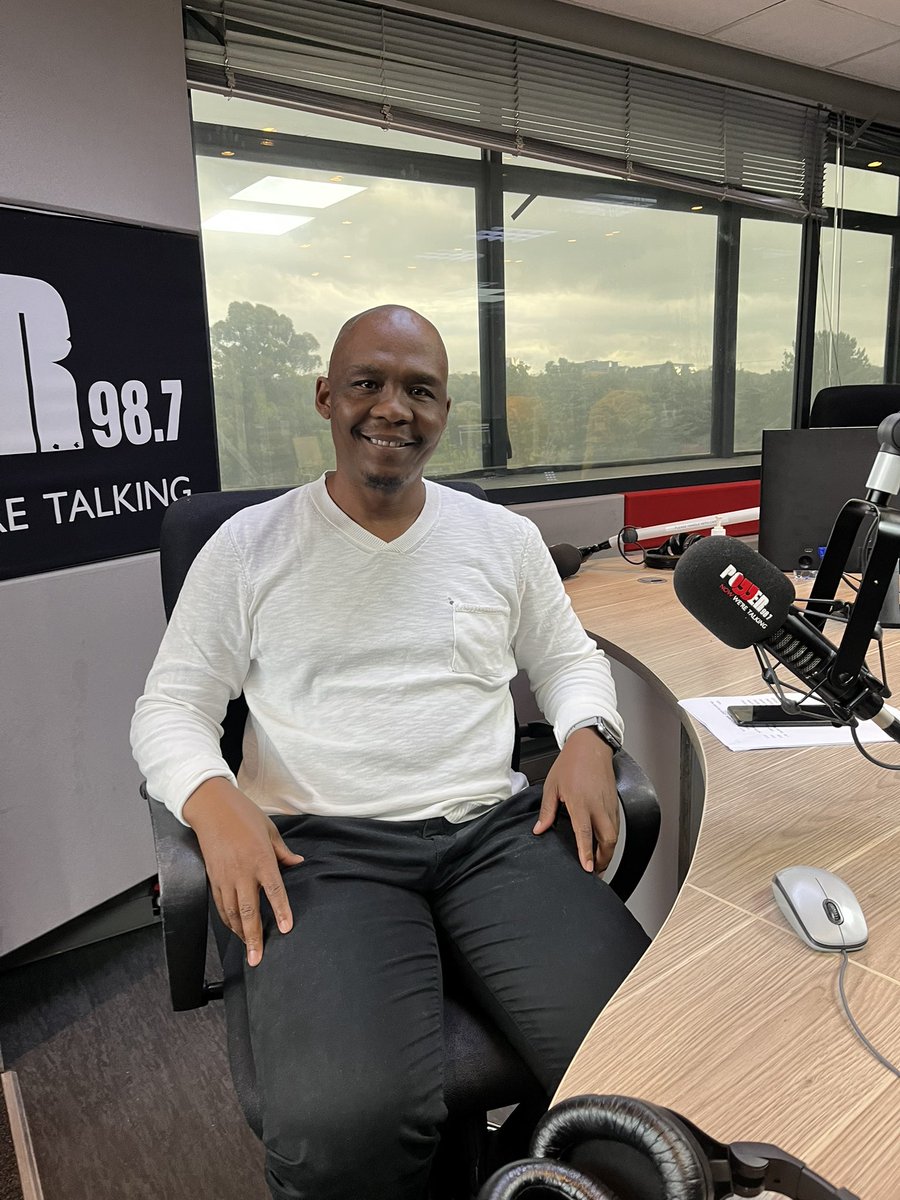 Powerfm987's tweet photo. It's Drive time...

Welcome to #POWERDrive with 
@Thabisoo, @Fifi_CM and the team until 18:00.

Get in touch with us throughout the show.

☎️: 0861 987 000
📲: 083 303 7093 
📺: DSTV Channel 889
🖥Live stream: https://t.co/gIfq3iZpxr

Proudly sponsored by @RAF_SA https://t.co/dQ14f8206O