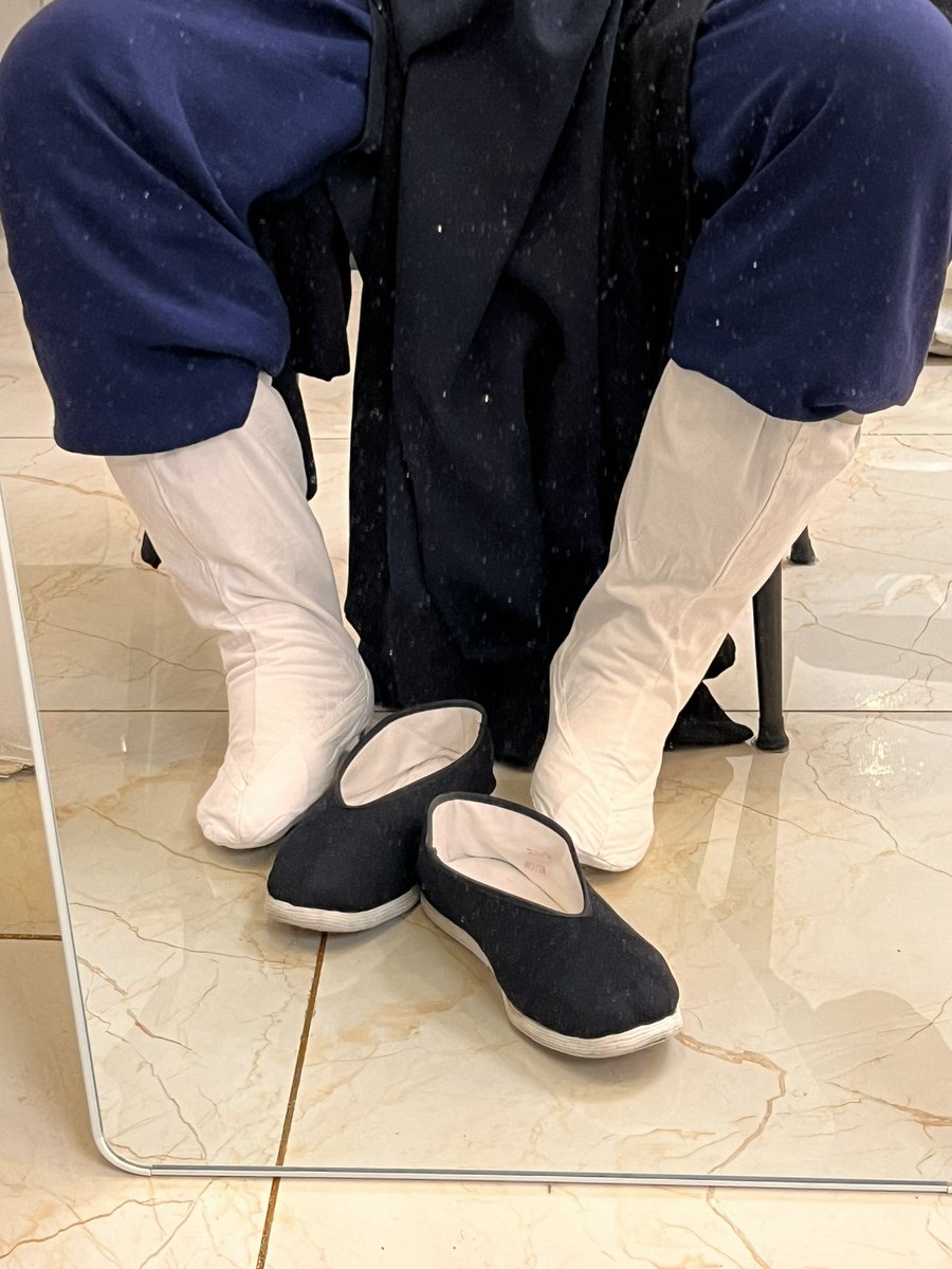 布袜布鞋 (@aioxsjlduvudnkj) on Twitter photo 