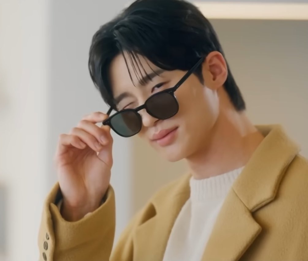 offset tweet media