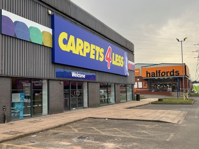1,500 sq.ft to 3,500 sq.ft Out of Town Retail Warehouse Space To Let within Carpets4Less on the  very busy Victoria Retail Park, #Wellingborough, #Northamptonshire. Read More rabcommercial.com
#Retail #property #commercialrealestate #TuesdayFeeling