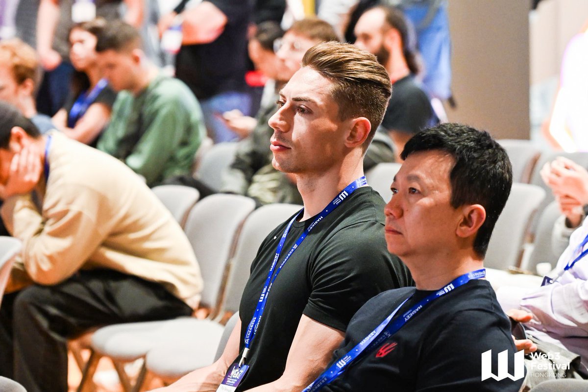 DRK_Lab's tweet image. To attend the Web3 Scholars Conference, you must maintain absolute focus to comprehend these brilliant minds.🧠
