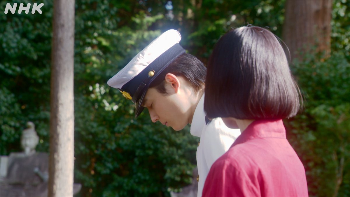 comecome1925's tweet photo. 🌷2022/3/18 カムカム公式Twitterより🌷

稔さん…！
#松村北斗 #カムカム

白軍服姿での登場は全く予期していなくて‥
本当にびっくりしました😲
稔さんの軍服姿が見れるなんて‥😭😭😭
稔さんの横顔‥本当にきれいで素敵です✨ https://t.co/8MCglCQcUz