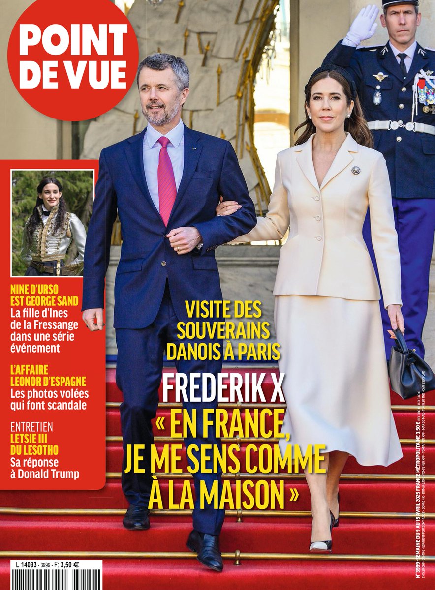 PointDeVueMag's tweet photo. 📘 Nouveau numéro disponible en kiosque et en ligne !
Cette semaine dans Point de Vue 👑

✨ À la Une :
Frederik X à Paris avec Mary 🇩🇰 « En France, je me sens comme à la maison »

📰 Dans l’actualité :
📸 L’affaire Leonor d’Espagne : les photos volées qui font scandale
🎉 Charles III et Camilla : 20 ans d’un amour royal à Rome
💘 Philippe et Mathilde de Belgique : une visite pleine d’émotion au Vietnam
🎤 Let­sie III du Lesotho répond à Donald Trump
🎭 Marilou Berry, sans filtre
🖼️ David Nahmad, le collectionneur éternel
👗 Nine d’Urso en George Sand, un hommage stylé
🏛️ Chez Jacques Garcia : l’anti-minimalisme assumé

Un numéro riche en émotions, en confidences et en élégance. À ne pas manquer !

#PointDeVue #Royautés #ActualitésRoyales #CharlesIII #FrederikX #Leonor #MathildeDeBelgique #InesDeLaFressange #JacquesGarcia
