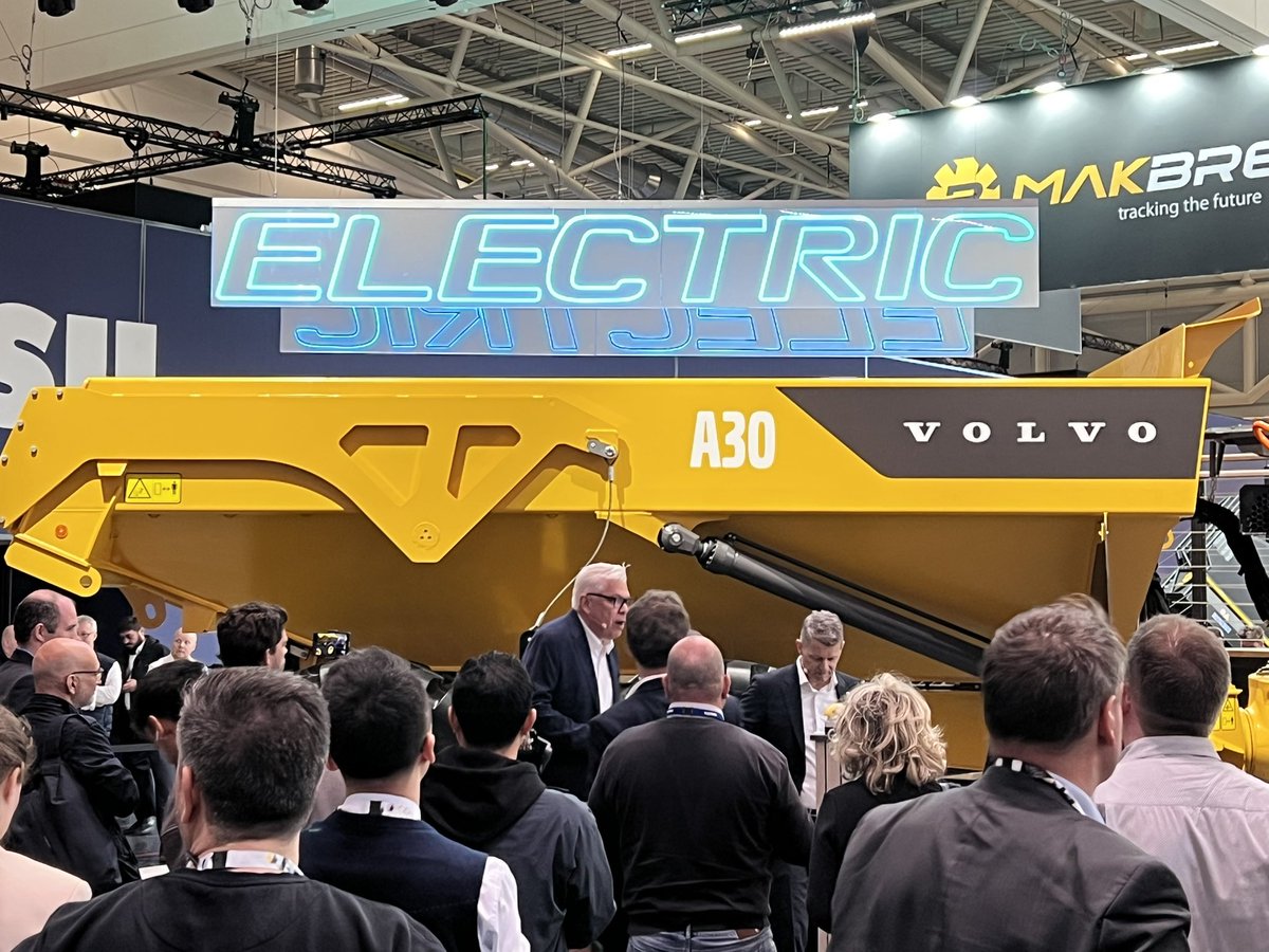 <a href="/VolvoCEGlobal/">Volvo CE</a> has unveiled a battery-electric ADT <a href="/baumaOfficial/">bauma Official</a> in Munich today. This 30-ton A30 AND a battery-electric A40 will be delivered to customers in 2026. ICE versions will continue to be available. #electric #EV