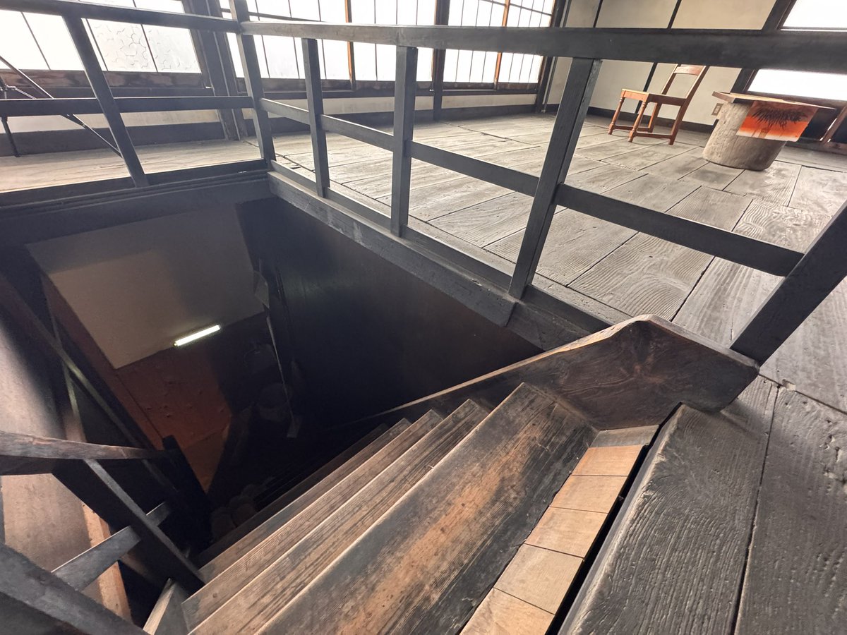 コスプレイヤー様募集
和をテーマにしたスタジオで撮影してみませんか？今回のみスタジオ代･参加費無料
送迎付き
個撮〜併せOK 
気になる事や参加希望の方お気軽にリプorDMお待ちしております↓
 #コスプレイヤー募集  #相互さんの相互さんと繋がりたい  #拡散希望 

沢山のRPありがとうございます！