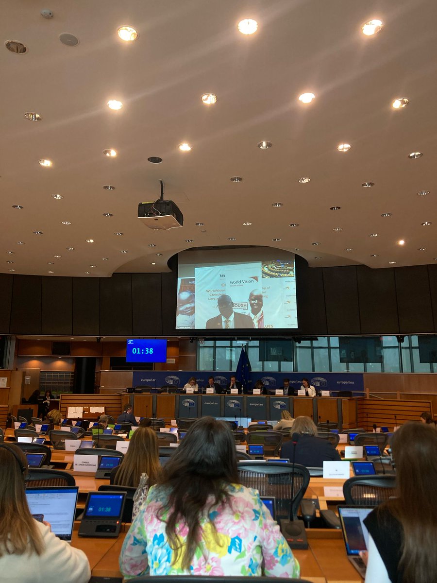 WorldVisionEU's tweet photo. At the @EP_Development + @EP_ForeignAff meeting, @WVSouthSudan's Abraham Mabior asked MEPs to help ensure the EU
🔸Carries out renewed diplomacy and engagement for peace;
🔸Allocates sustained and flexible humanitarian funding;
🔸Keeps South Sudan on the global agenda. https://t.co/HuwoTgFFCa