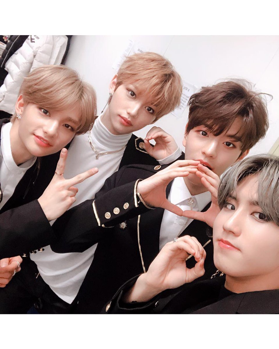 sunghachi's tweet photo. 🤍 181231 #SKZ #스키즈
💬 '2019 StrayKids'
#StrayKids #STAY #Straykidstagram #Feat00ztagram #we_are #adults_now #kyaaaa #in_the_new_year_too #lets_keep_going #Goodbye2018
#Hello2019
🔗 https://t.co/juJXLIN4w7 https://t.co/llWyK5rLNK