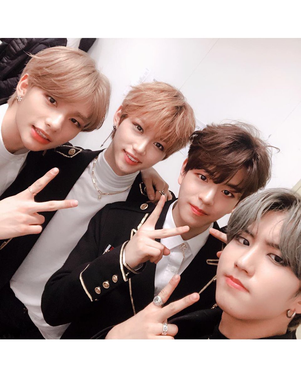 sunghachi's tweet photo. 🤍 181231 #SKZ #스키즈
💬 '2019 StrayKids'
#StrayKids #STAY #Straykidstagram #Feat00ztagram #we_are #adults_now #kyaaaa #in_the_new_year_too #lets_keep_going #Goodbye2018
#Hello2019
🔗 https://t.co/juJXLIN4w7 https://t.co/llWyK5rLNK