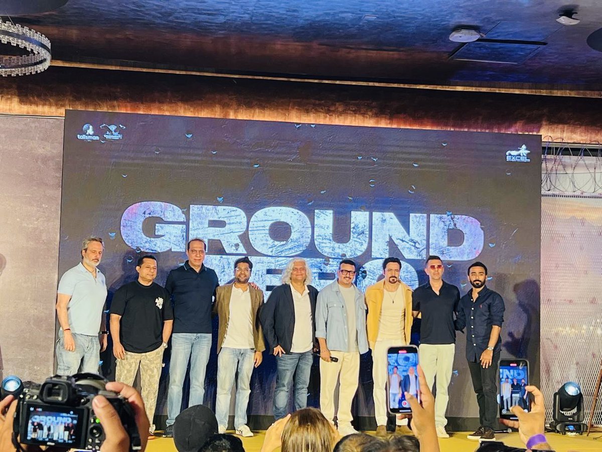 vishwamTOI's tweet photo. Team #GoundZero - a film based on the true events from life story of NN Dubey, DIG(Retd), Kirti Chakra, @BSF_India @HMOIndia 
⁠
NN Dubey (second from left in the first pic.) https://t.co/tIkgfiVodx