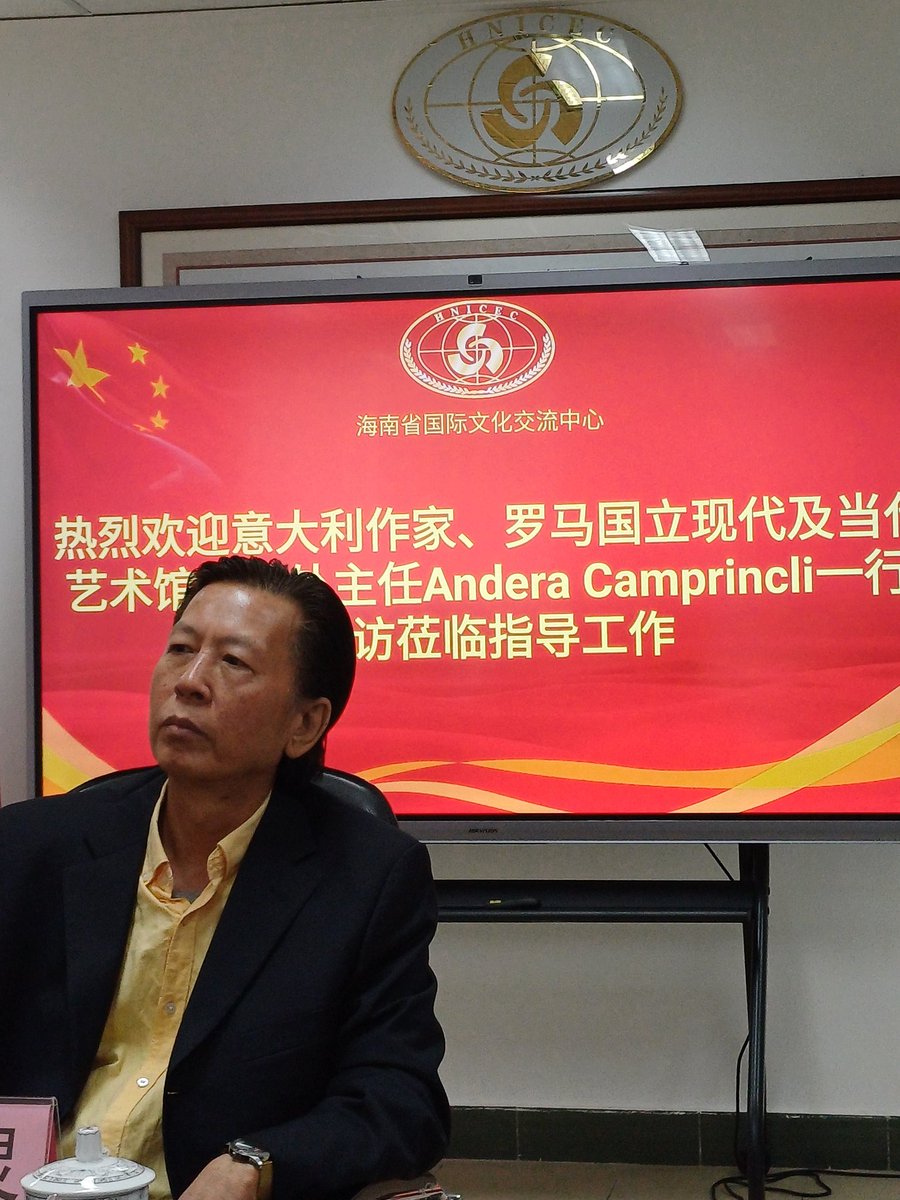 andreacampri's tweet photo. Presentazione del mio #libro intervista #LaSelezioneArtificiale in #Cina #convegno #bioetica #biotecnologia #biofilosofia #darwin #fabretti https://t.co/yWJAEHzonf